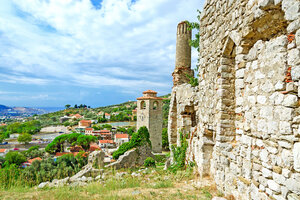 Bar Ruinen der Kirche St. Catherine und Uhrturm Montenegro & Nordalbanien